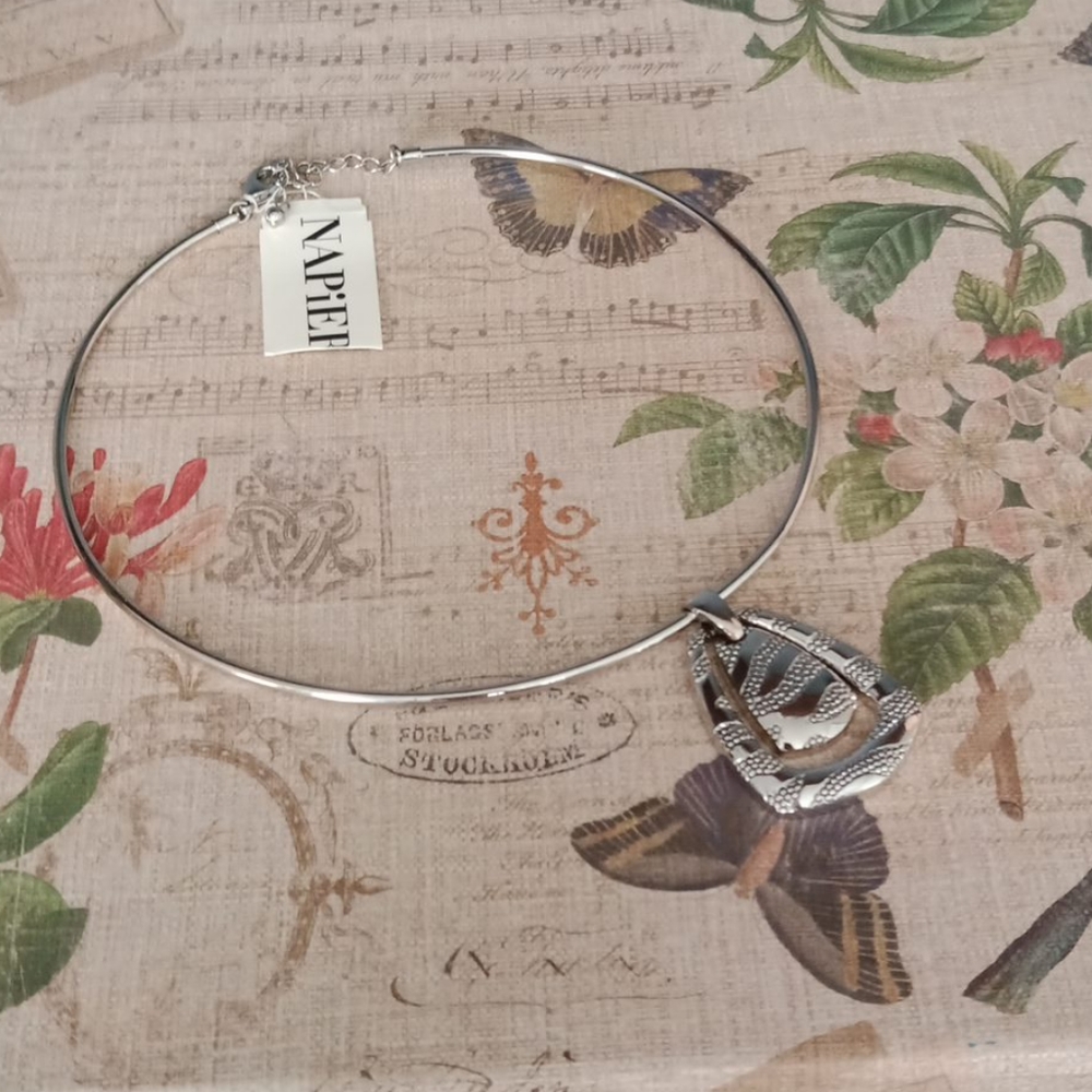 Napier necklace
